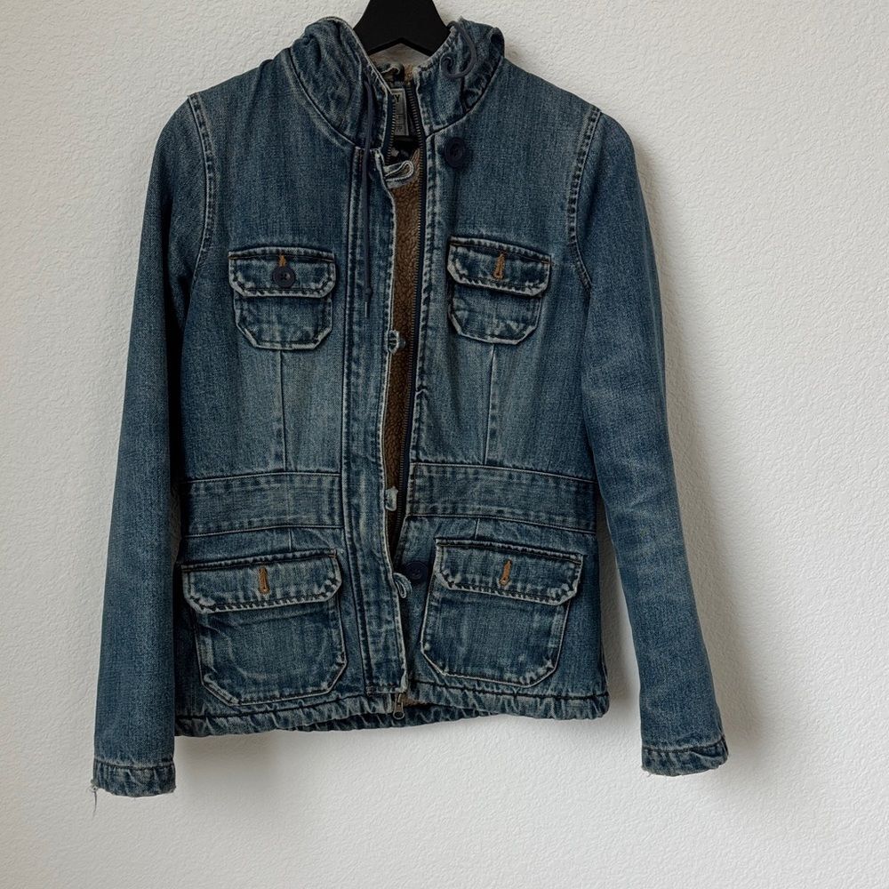 Old Navy Women’s Denim Full Button and Zip Up Hooded Jacket, Sherpa Lined, S